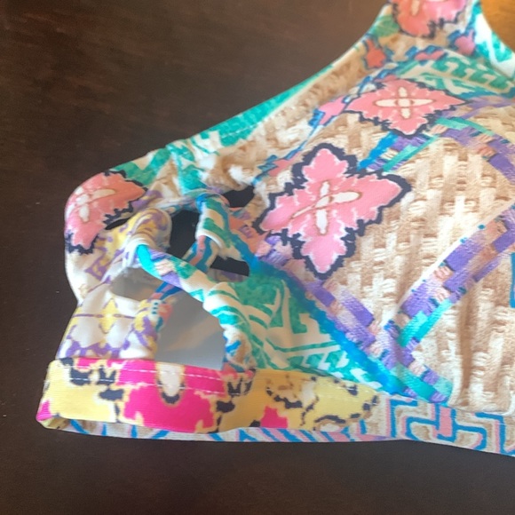 Multicolored Bikini Top Size Small EUC - Picture 2 of 3